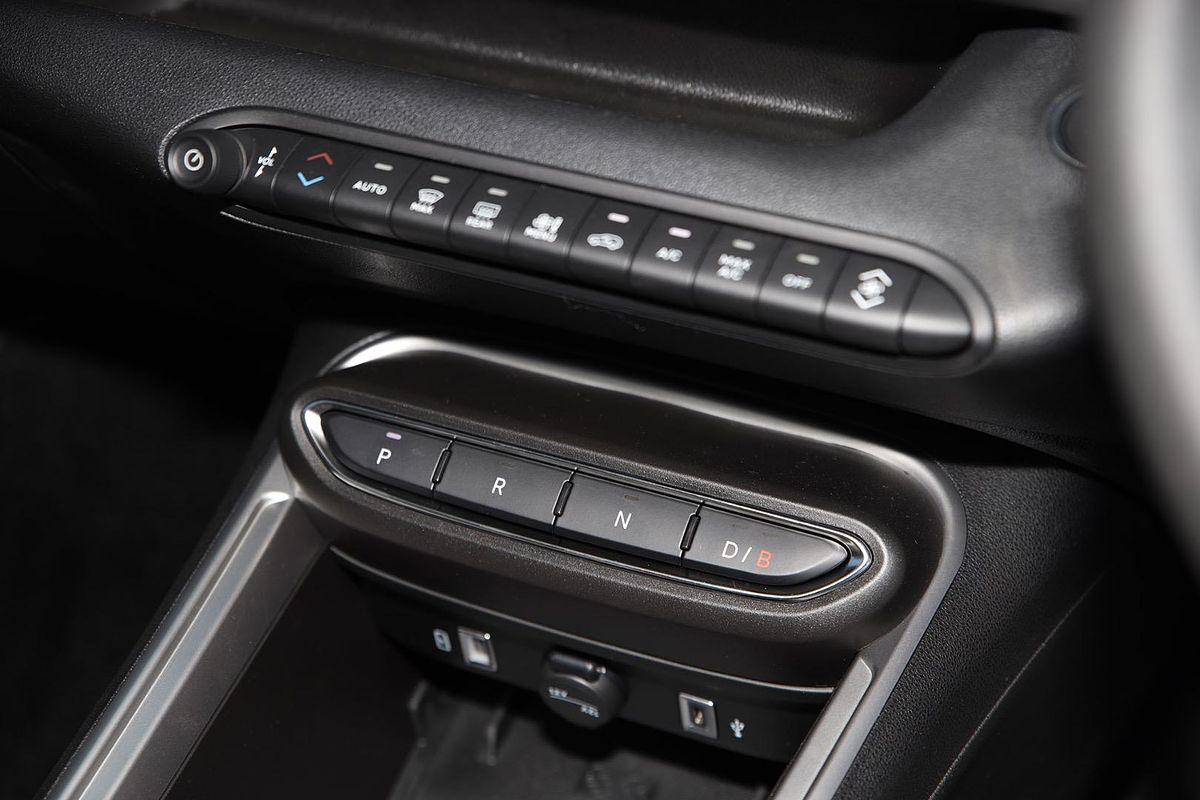 2024 Jeep Avenger Limited JJ