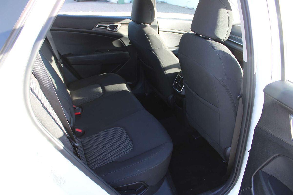 2022 Kia Sportage S NQ5
