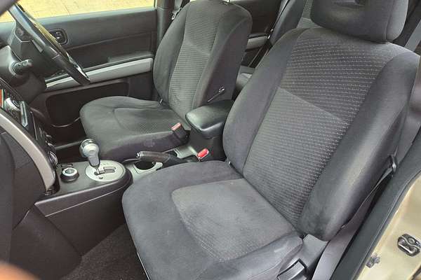 2011 Nissan X-TRAIL ST T31