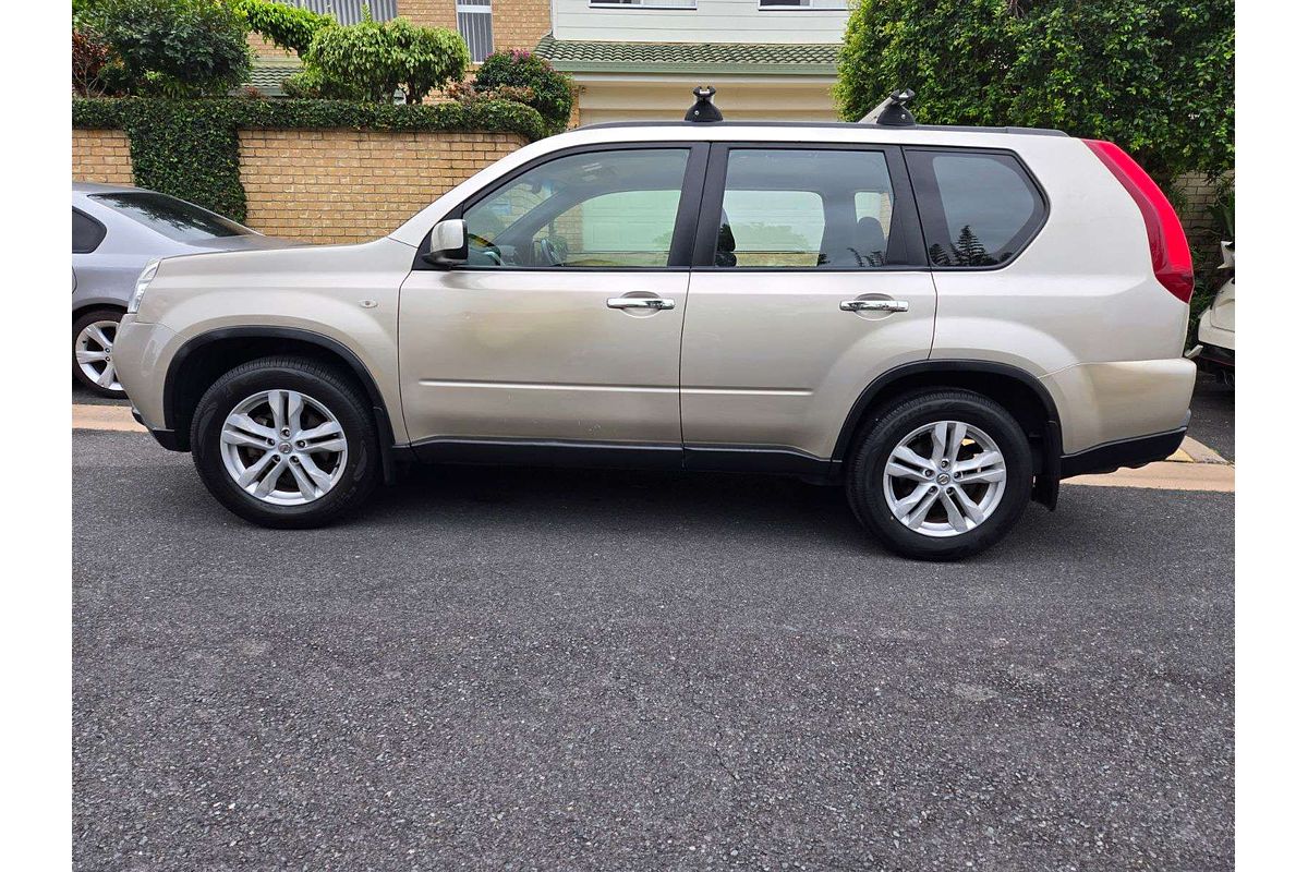 2011 Nissan X-TRAIL ST T31