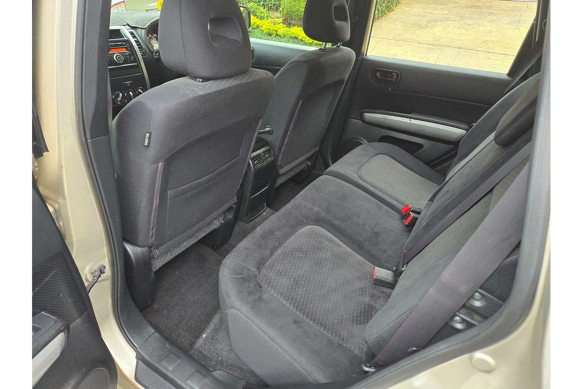 2011 Nissan X-TRAIL ST T31