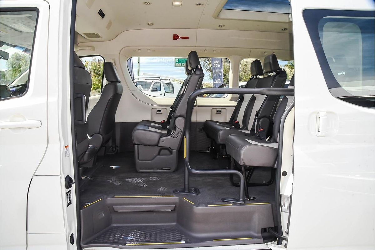 2021 Toyota Hiace Commuter GL GDH322R