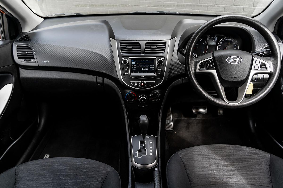 2016 Hyundai Accent Active RB4