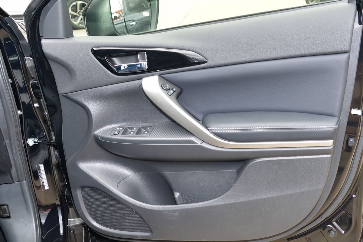 2024 Mitsubishi Eclipse Cross PHEV Exceed YB