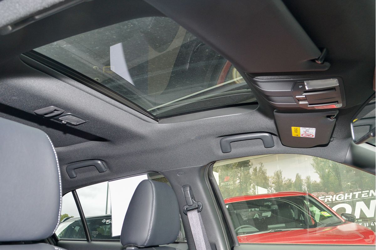 2024 Mitsubishi Eclipse Cross PHEV Exceed YB
