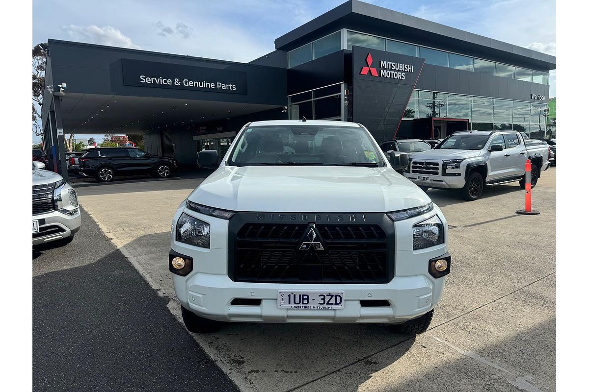 2024 Mitsubishi Triton GLX MV 4X4