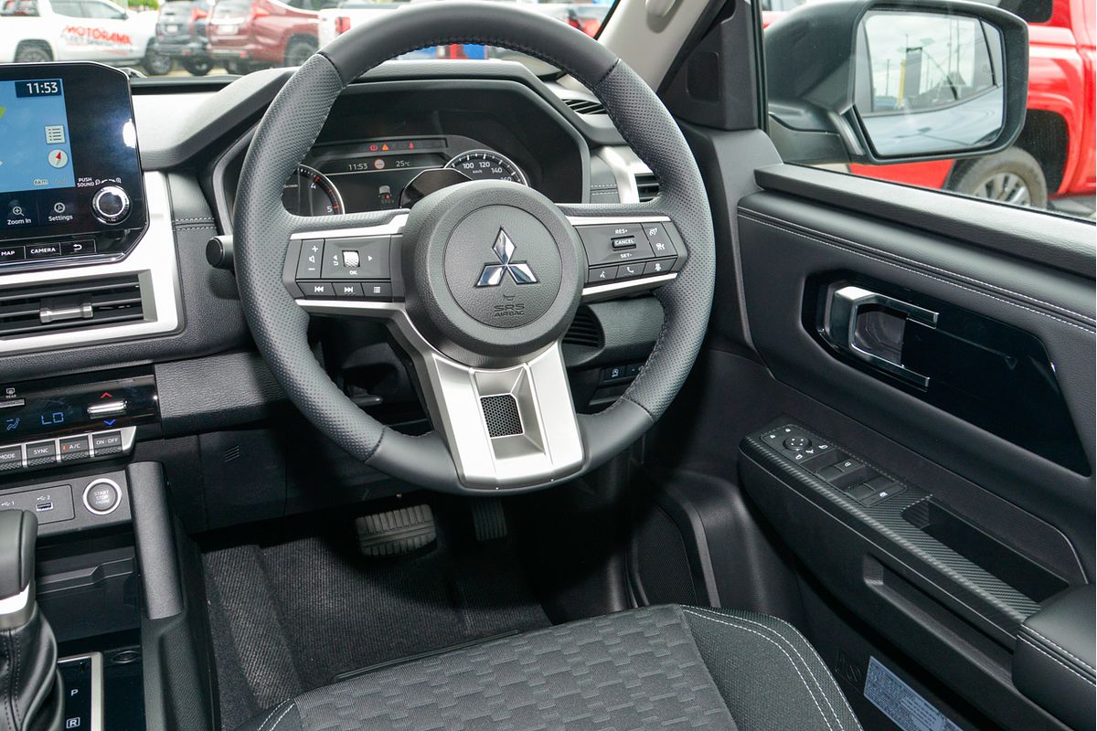 2024 Mitsubishi Triton GLS MV 4X4