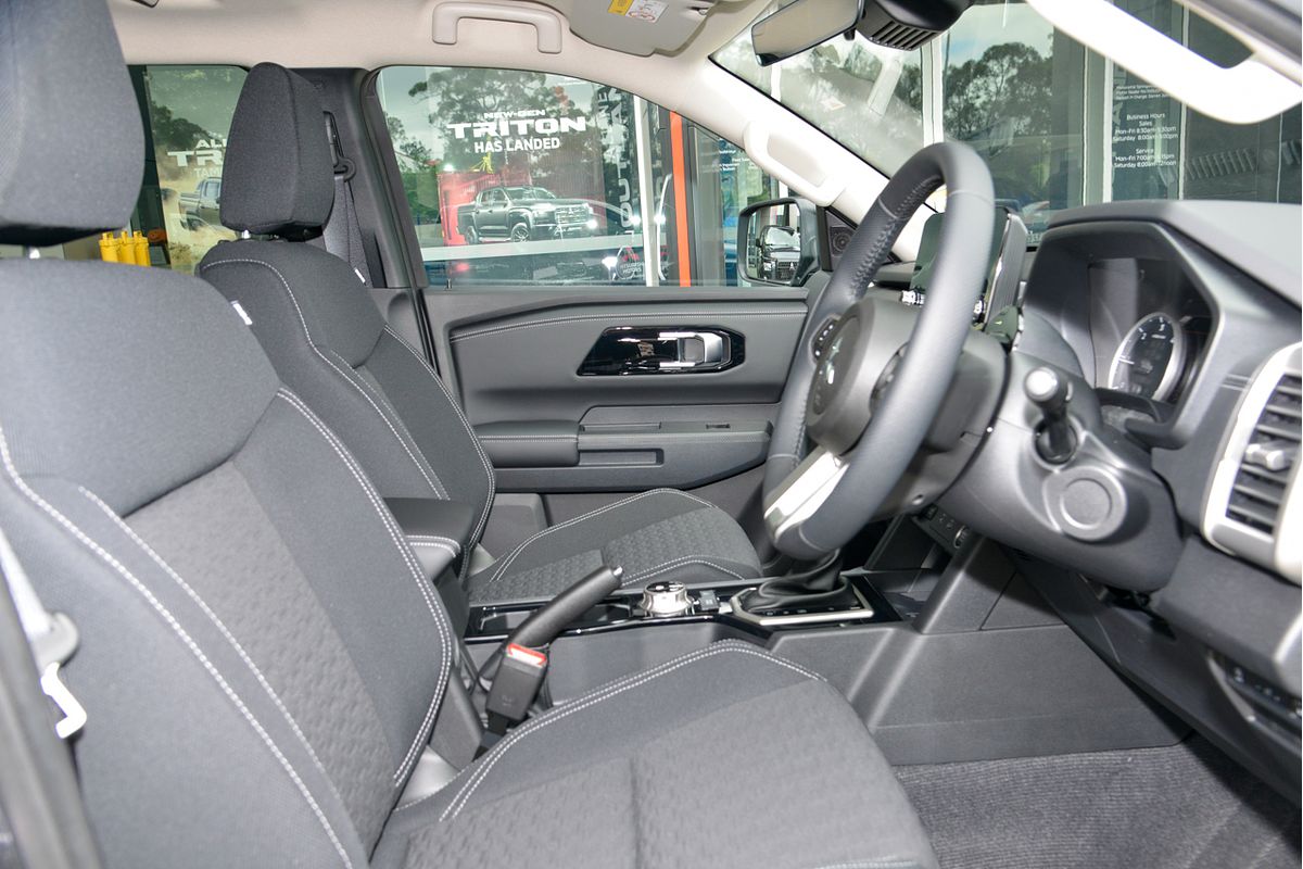 2024 Mitsubishi Triton GLS MV 4X4