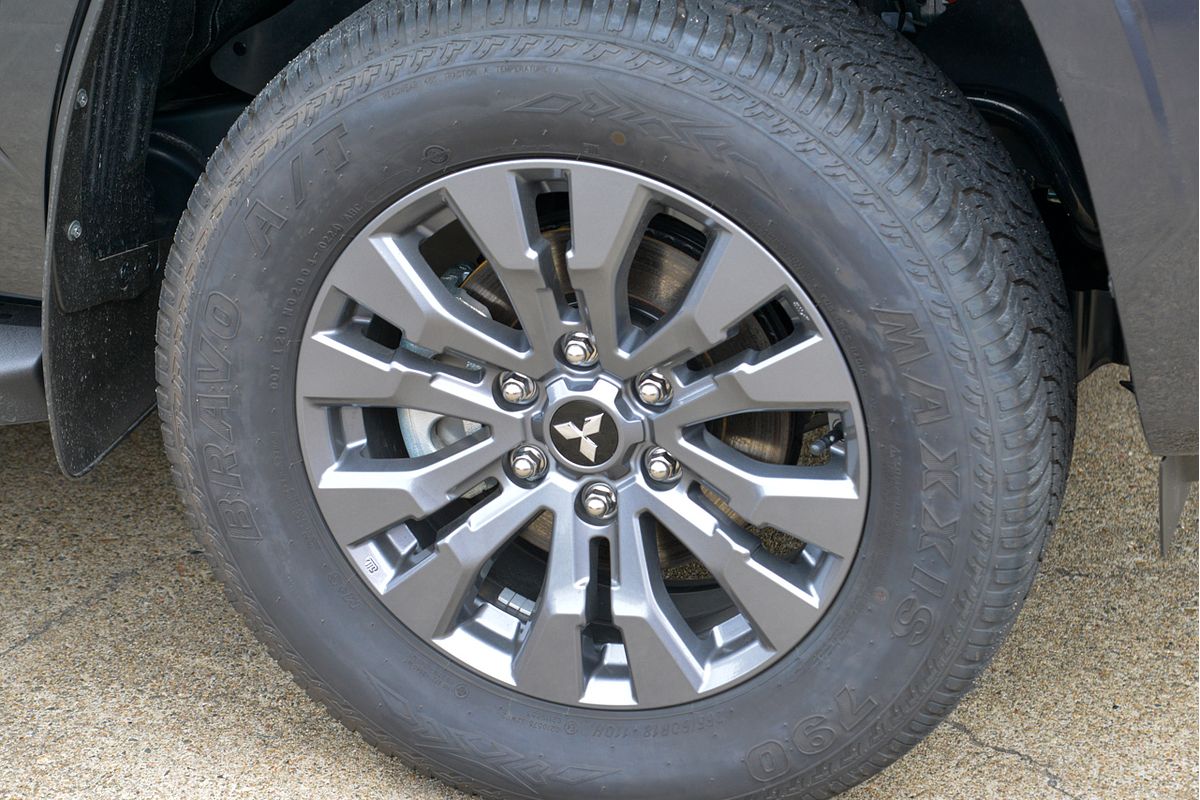2024 Mitsubishi Triton GLS MV 4X4