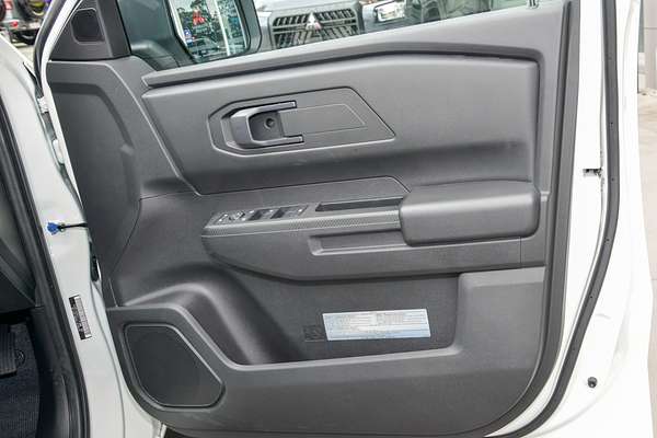 2024 Mitsubishi Triton GLX-R MV 4X4