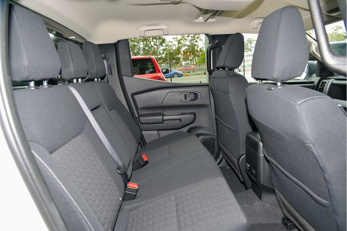 2024 Mitsubishi Triton GLX-R MV 4X4