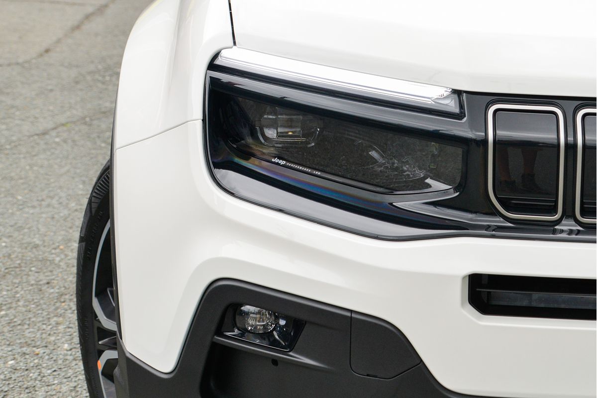 2024 Jeep Avenger Summit JJ