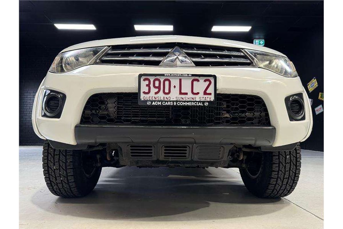 2014 Mitsubishi Triton GLX MN 4X4