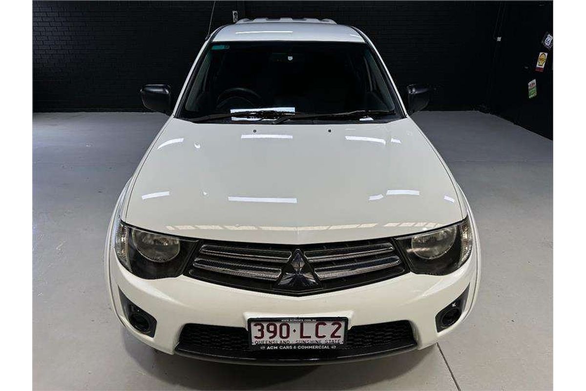 2014 Mitsubishi Triton GLX MN 4X4