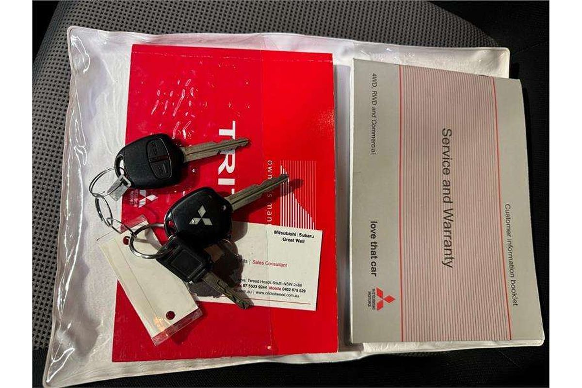 2014 Mitsubishi Triton GLX MN 4X4