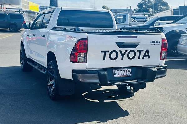 2018 Toyota Hilux SR5 CRUISER TD DC 2. 2WD