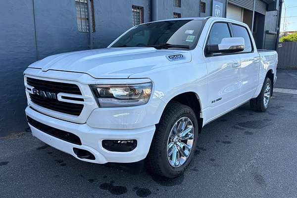 2024 RAM 1500 Laramie Sport RamBox DT 4X4