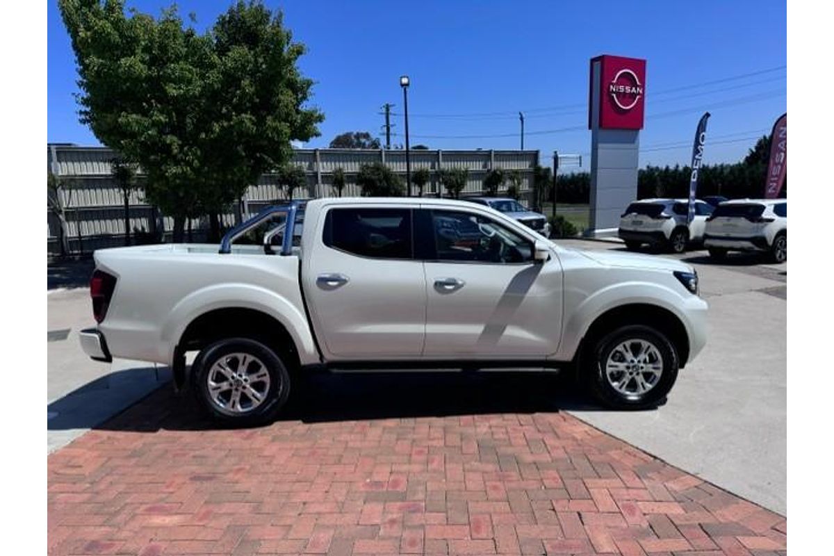 2024 Nissan Navara ST D23 4X4