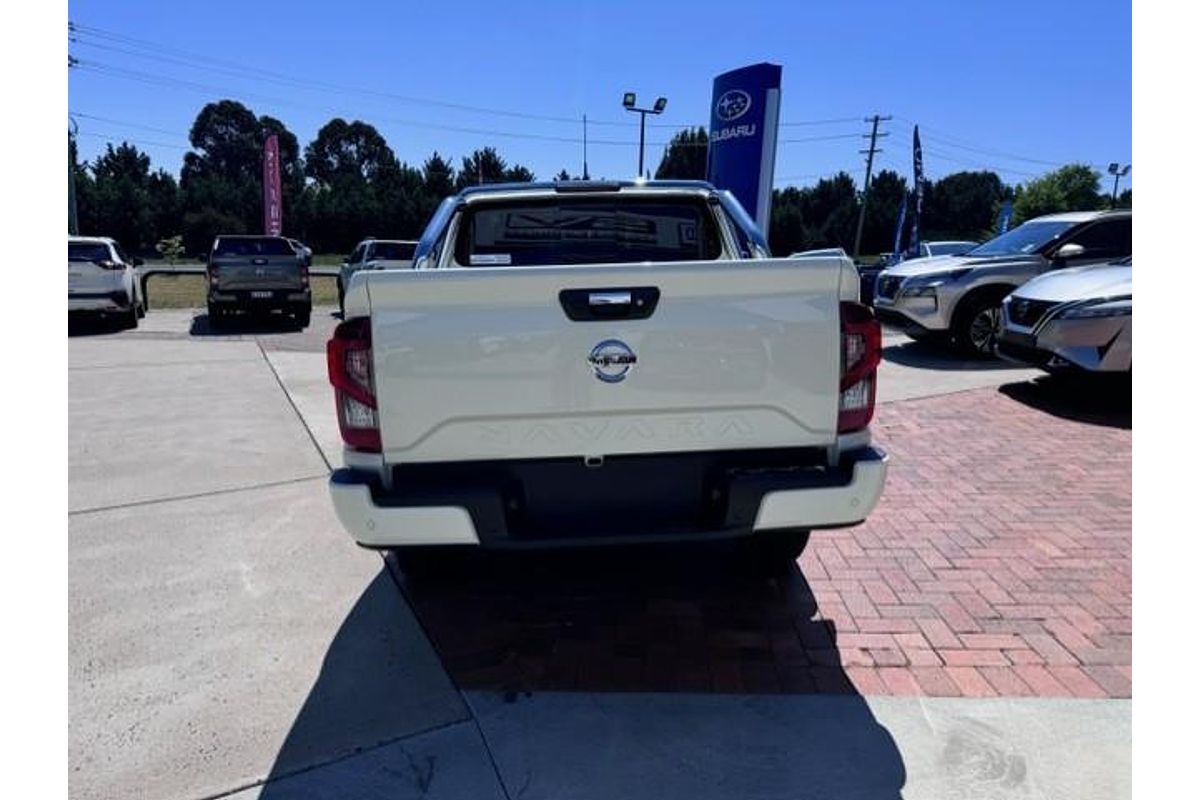 2024 Nissan Navara ST D23 4X4