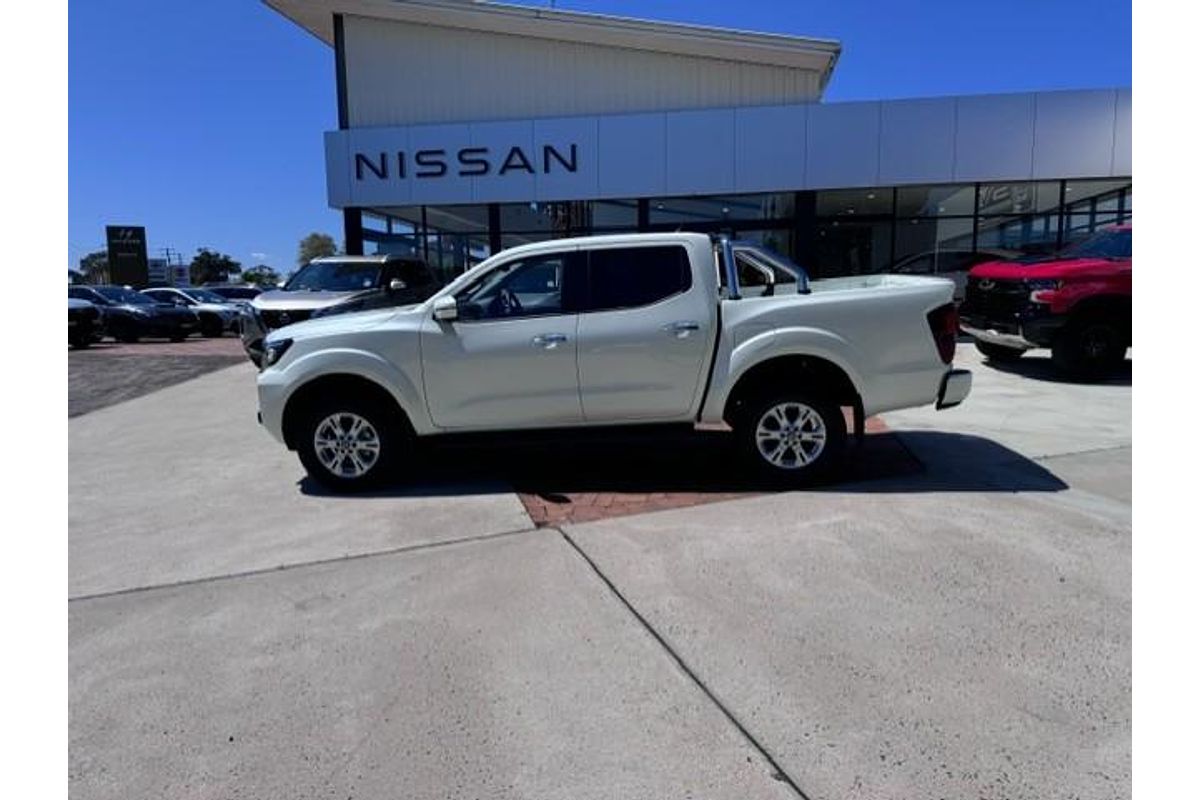 2024 Nissan Navara ST D23 4X4