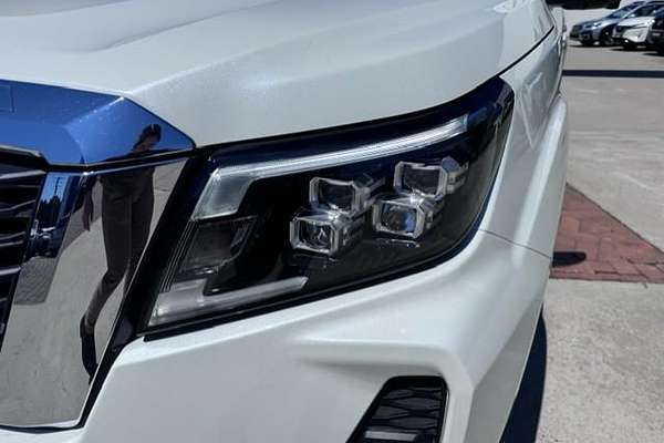 2024 Nissan Navara ST D23 4X4