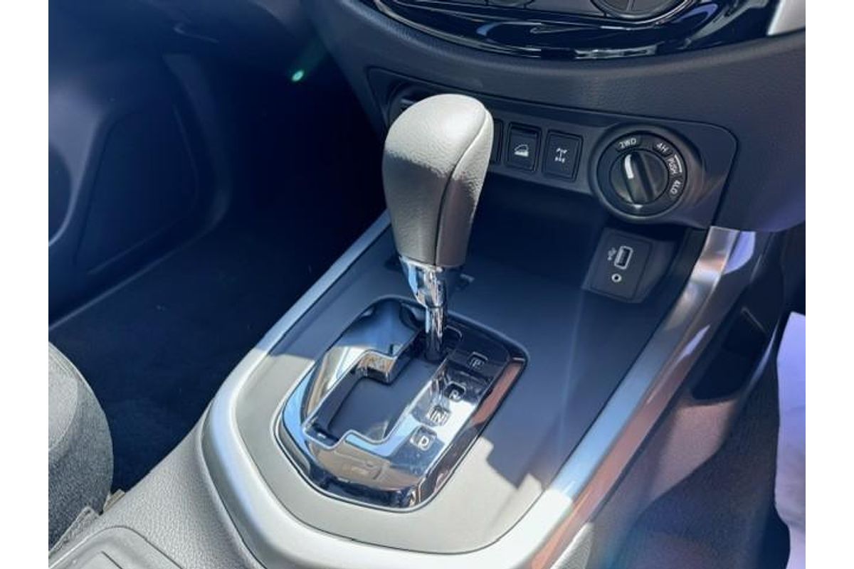 2024 Nissan Navara ST D23 4X4