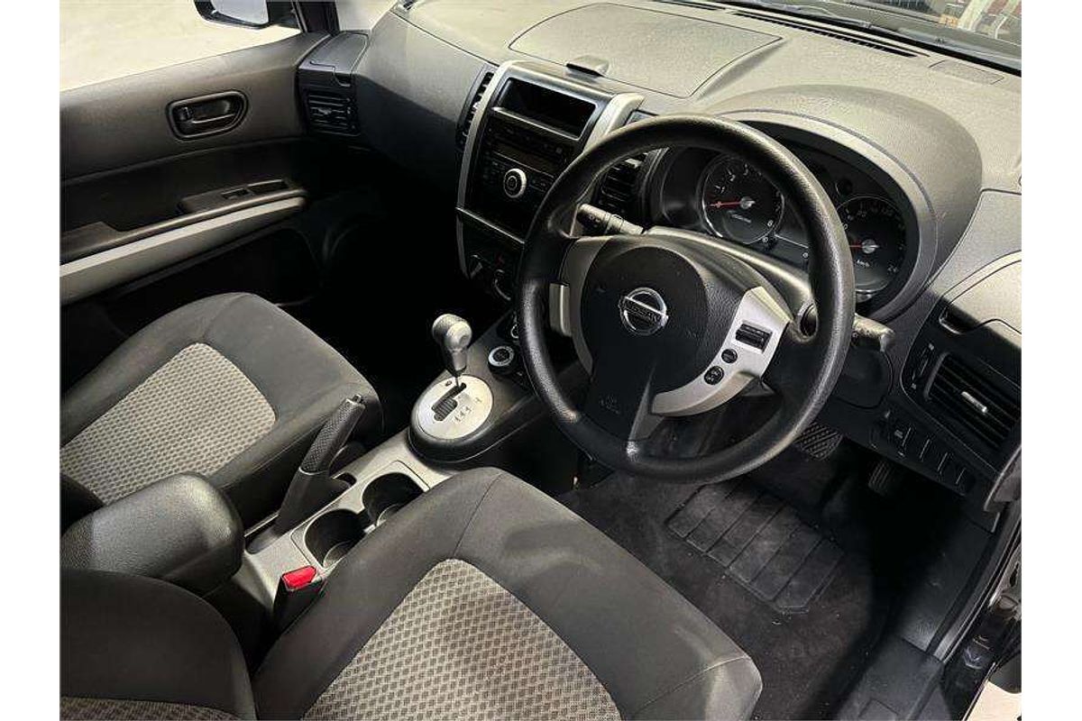 2010 Nissan X-TRAIL ST T31