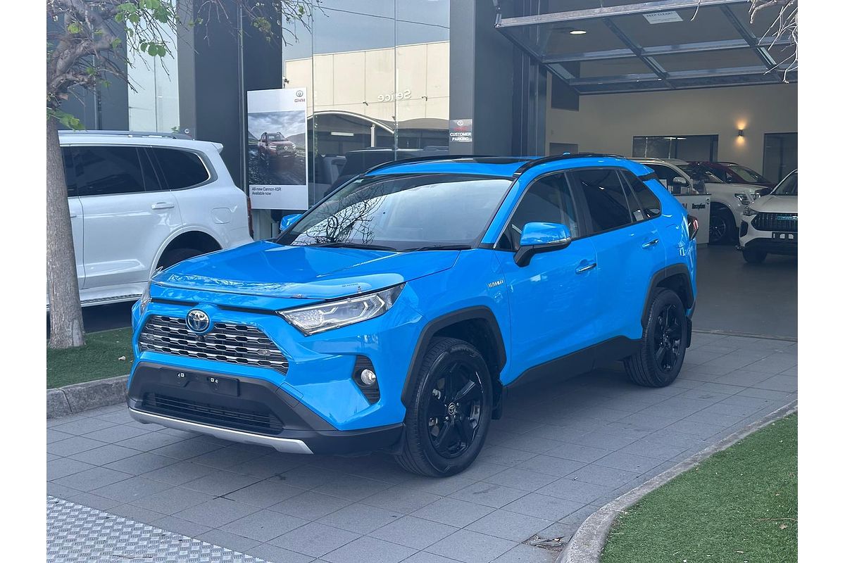 2021 Toyota RAV4 Cruiser AXAH52R