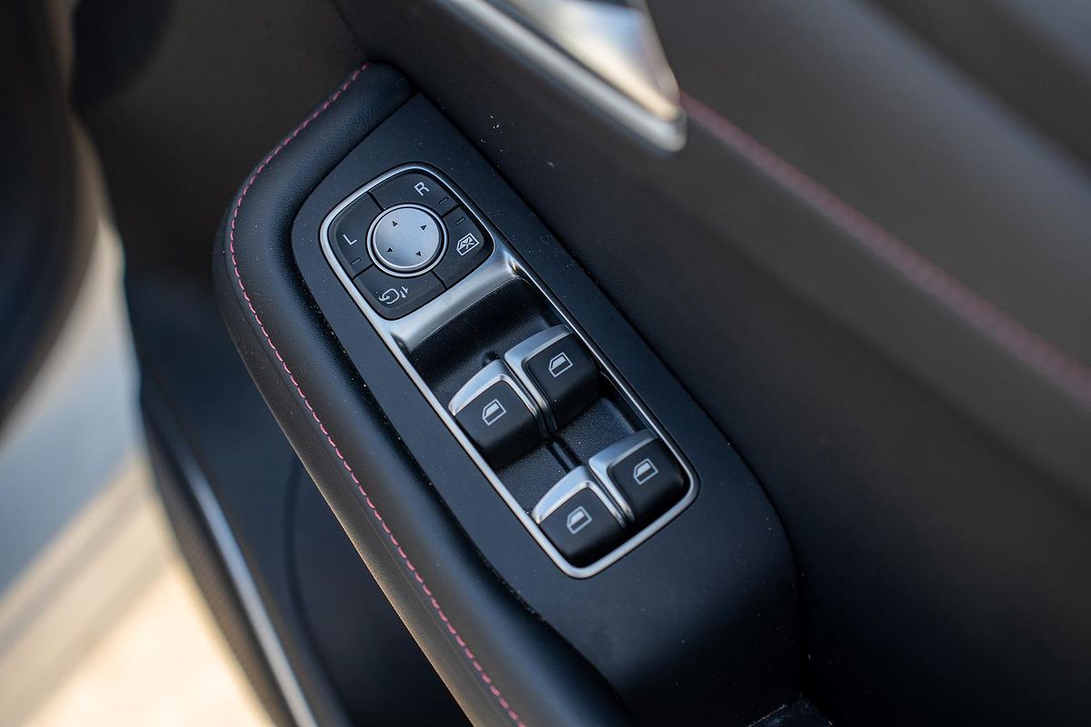 2022 MG HS Plus EV Excite SAS23