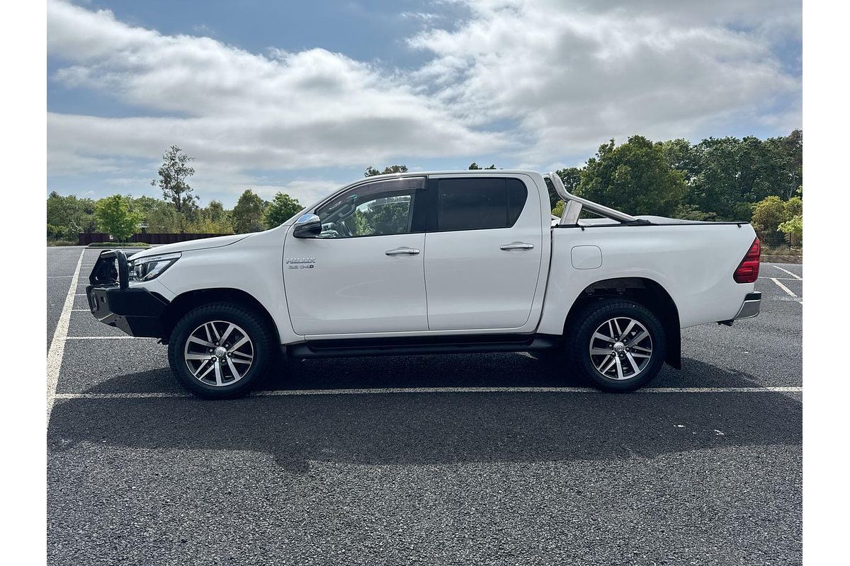 2017 Toyota Hilux SR5 GUN126R 4X4