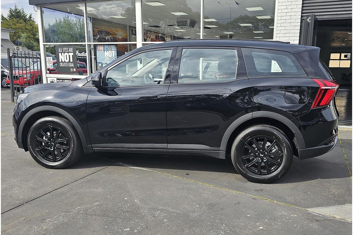 2024 Mahindra XUV700 AX7L Black Edition