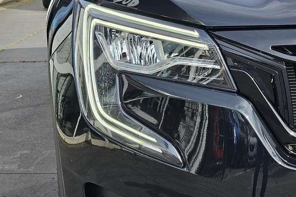 2024 Mahindra XUV700 AX7L Black Edition