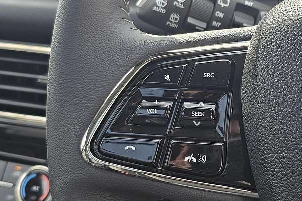 2024 Mahindra XUV700 AX7L Black Edition