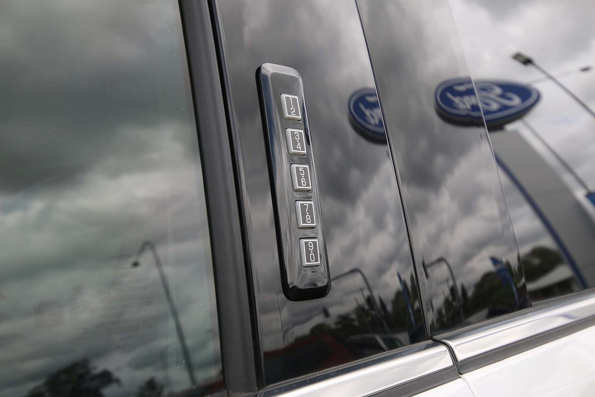 2023 Ford F-150 Lariat 4X4 SWB