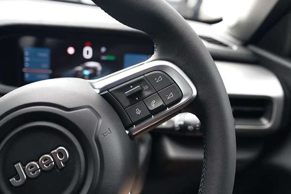 2024 Jeep Avenger Limited JJ