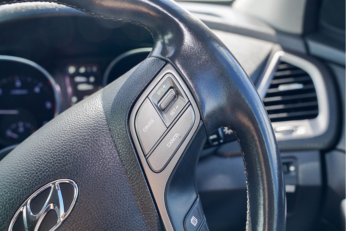2015 Hyundai Santa Fe Elite DM3 Series II