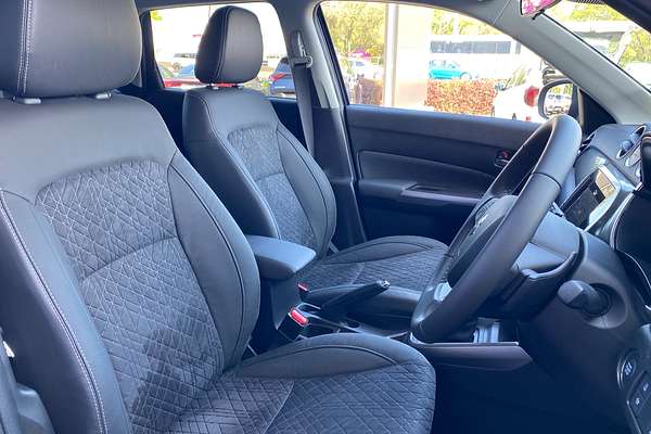 2023 Suzuki Vitara Turbo Limited Edition LY Series II