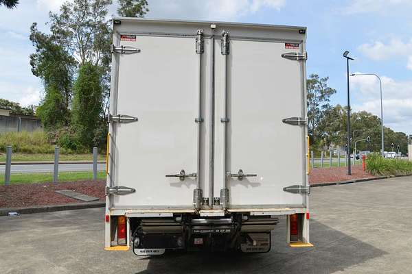 2022 Fuso Canter 515 4x2 SWB