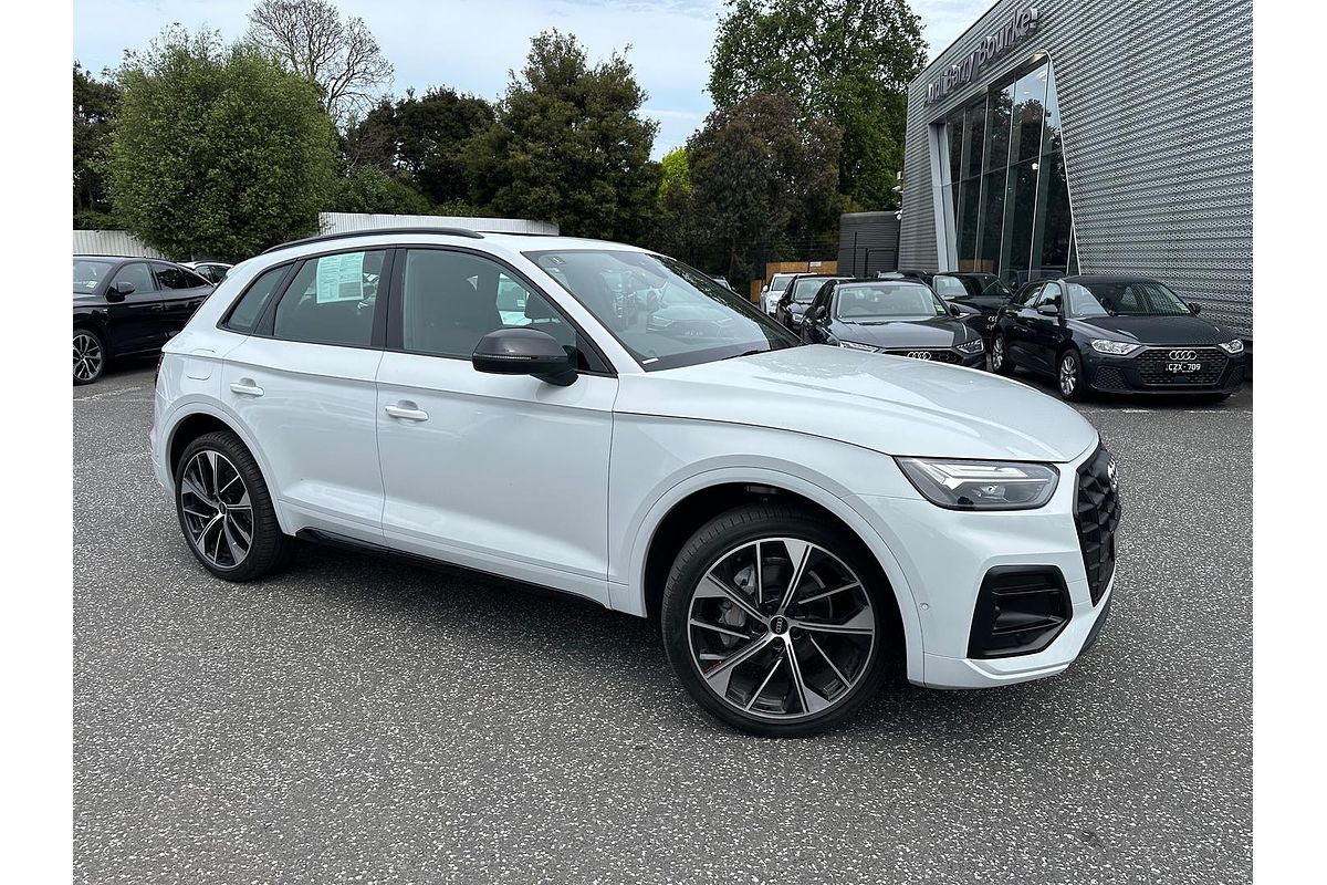 2024 Audi Q5 45 TFSI Sport FY