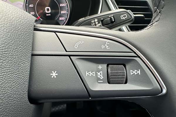 2024 Audi Q5 45 TFSI Sport FY