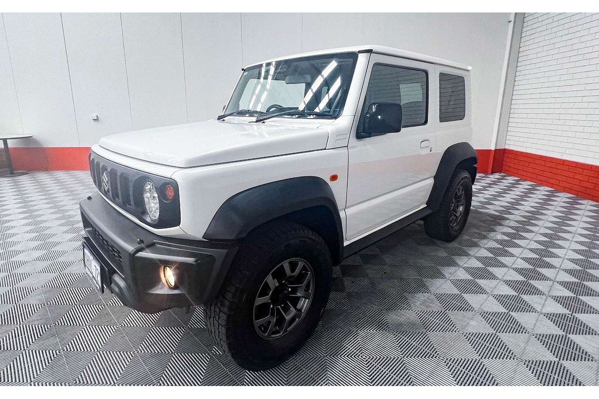 2023 Suzuki Jimny GLX GJ