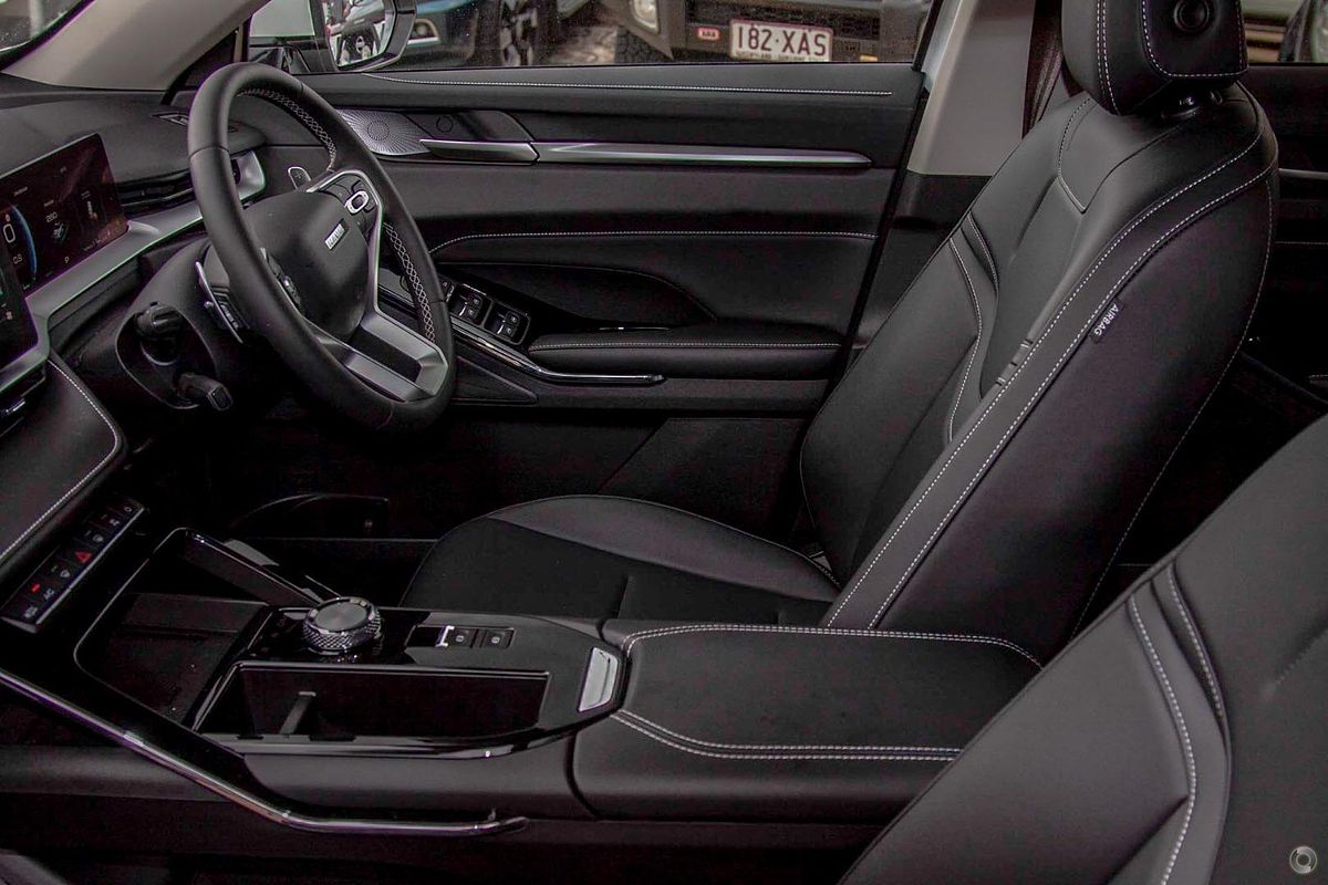 SOLD 2024 GWM Haval H6 Lux in White New SUV Hillcrest QLD