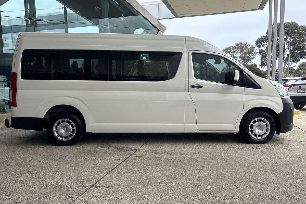 2019 Toyota Hiace Commuter GDH322R