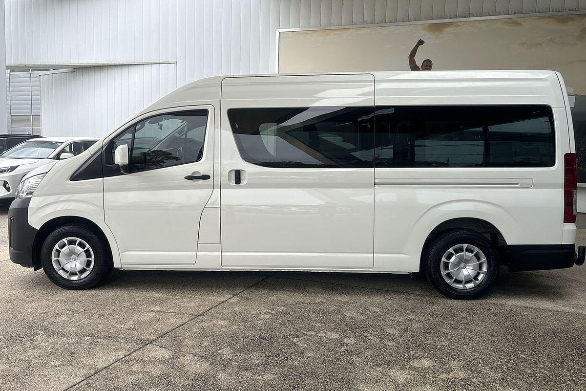 2019 Toyota Hiace Commuter GDH322R