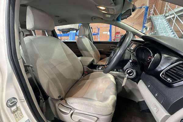 2018 Kia Carnival S YP