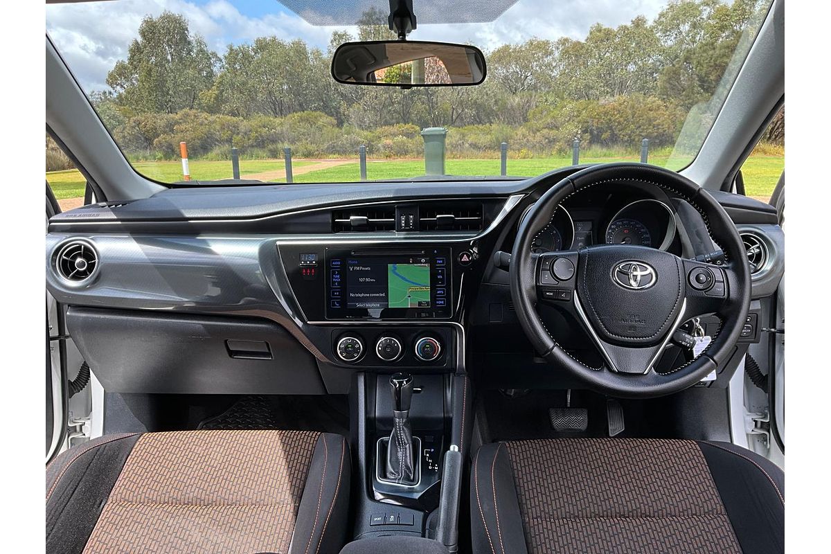 2016 Toyota Corolla SX ZRE182R