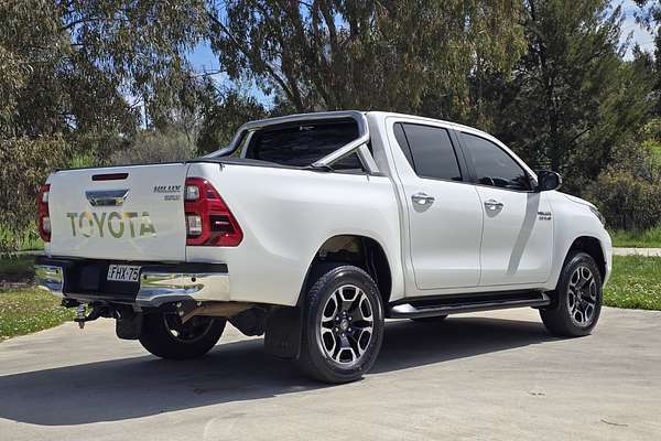 2020 Toyota HiLux SR5 (No Series)