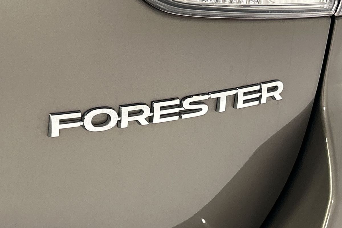 2021 Subaru Forester 2.5i Premium S5