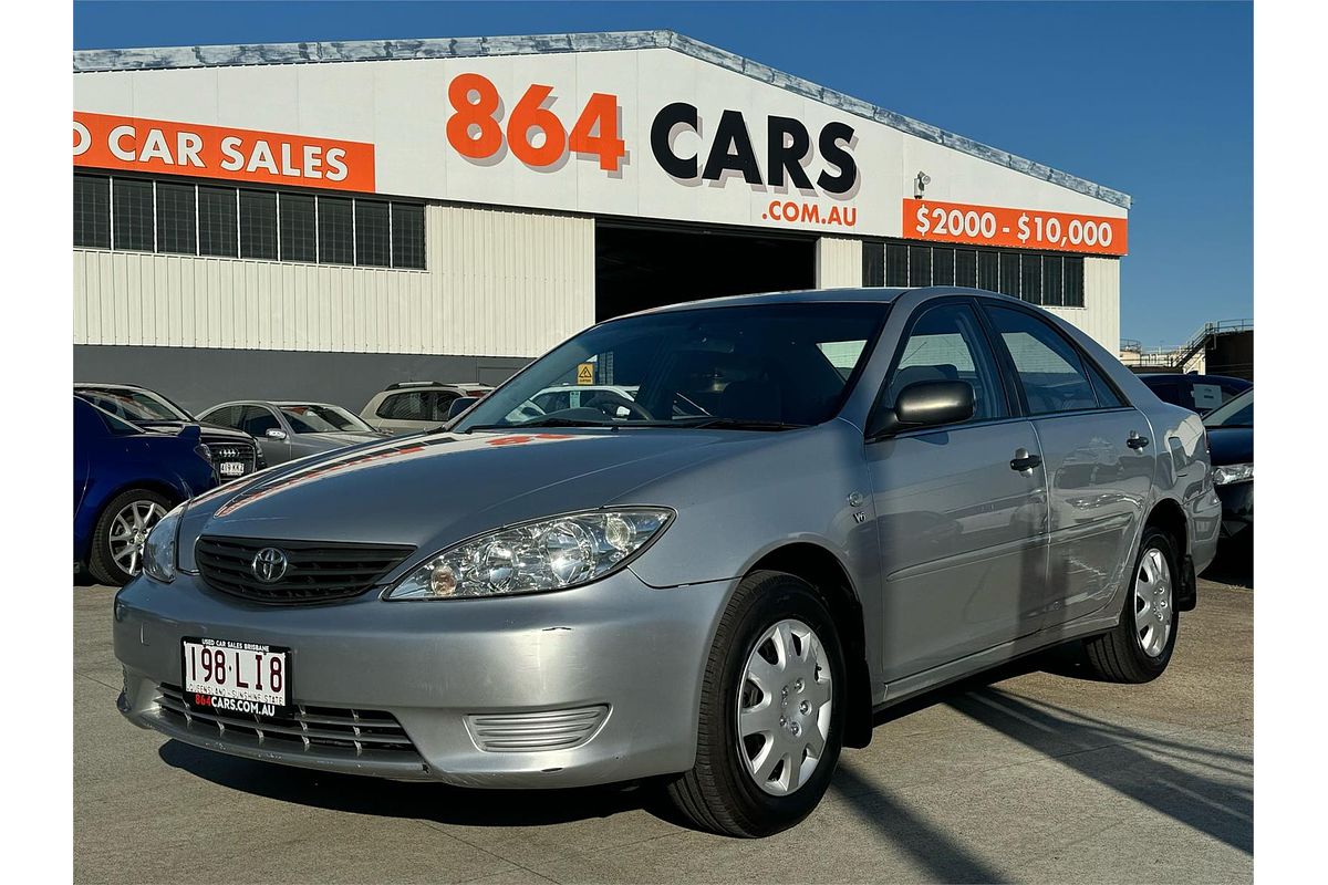 2004 Toyota CAMRY ALTISE in SILVER Used Sedan Hamilton