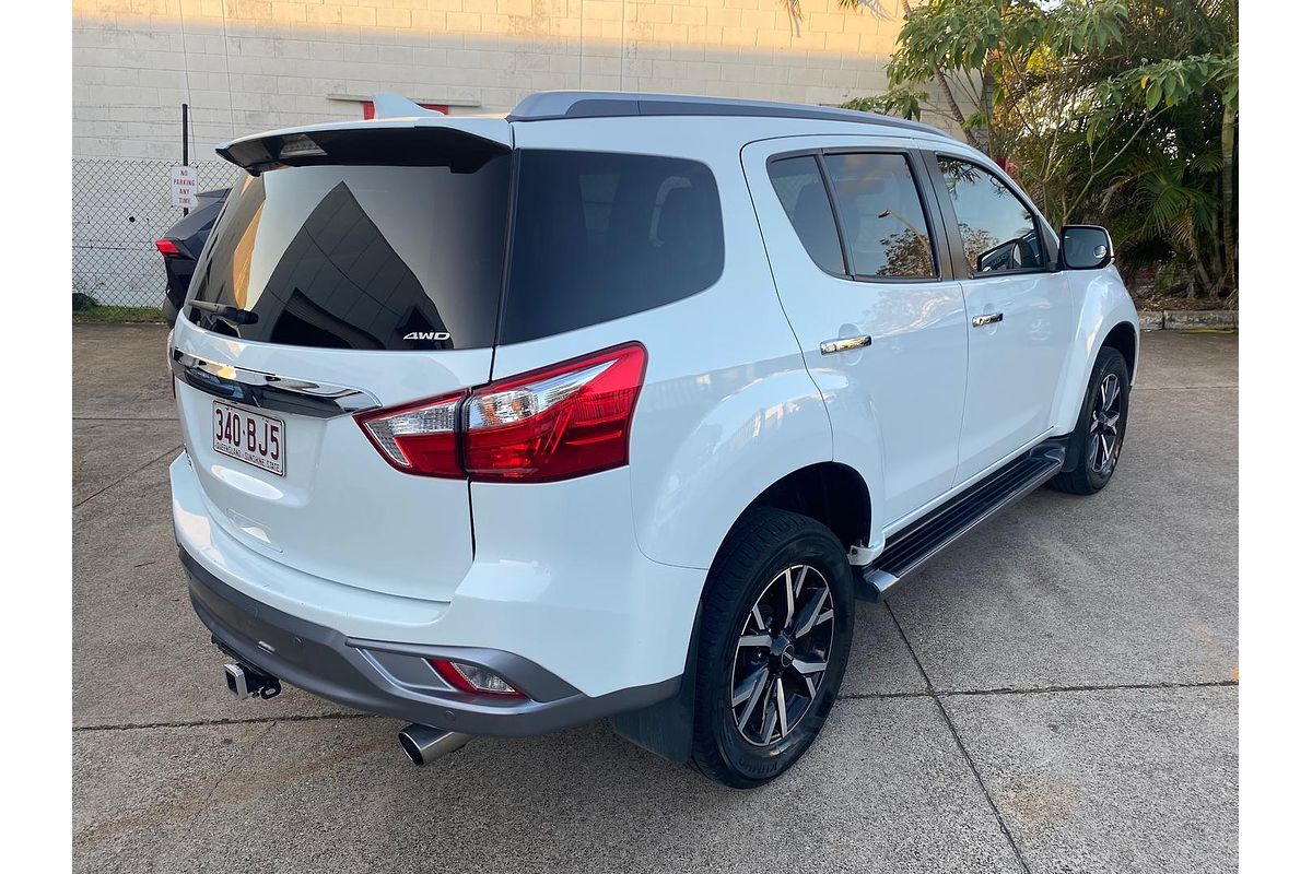 2021 Isuzu MU-X LS-T